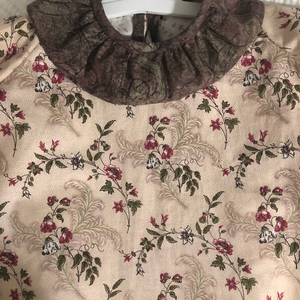 Handmade baby dress - Picture 4 of 6